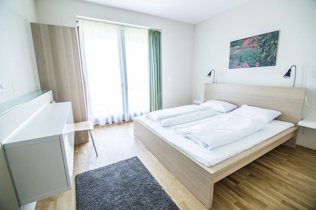 Oeregtoelgy Vendeghaz Villa Szár Buitenkant foto